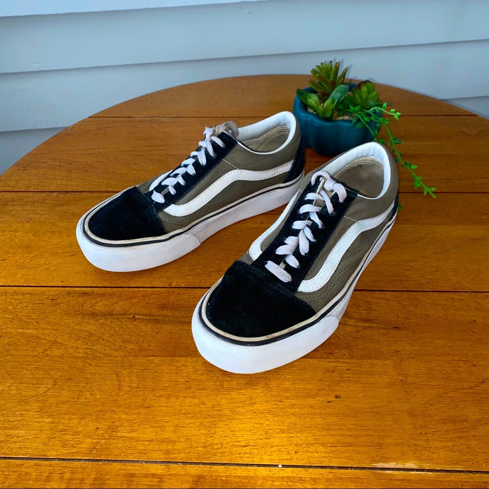 Vans old skool platform size 7 Black and gray
